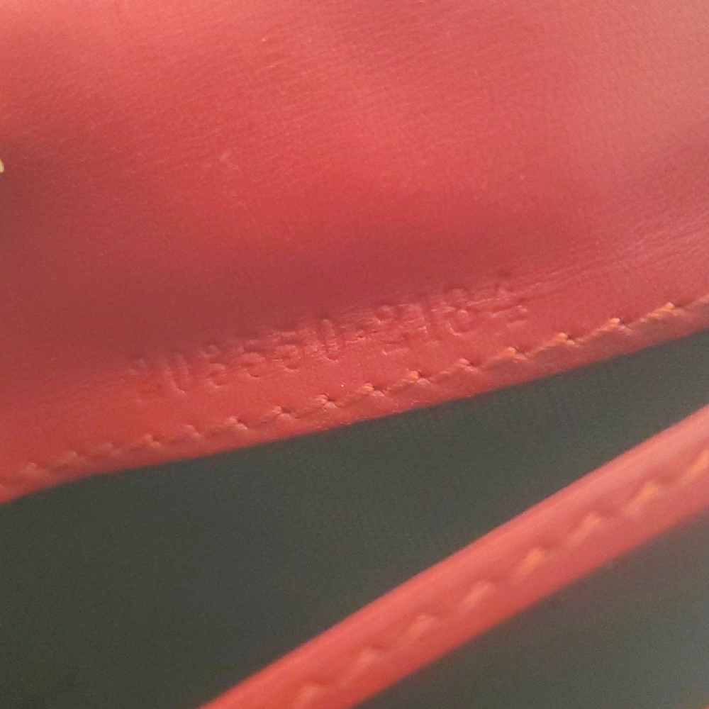 GUCCI Red Gid Heart long patent leather Wallet ♥️ Authentic - Picture 11 of 12